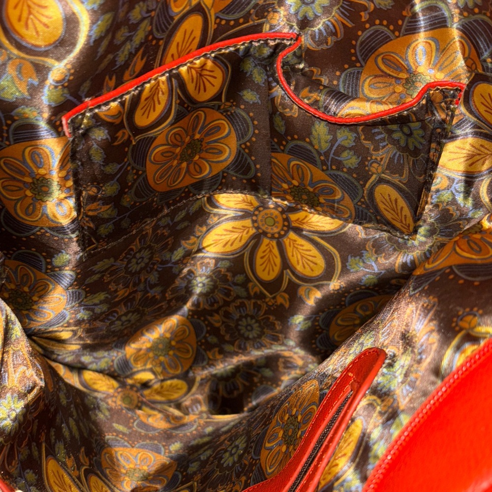 Charming Charlie Vibrant Red Tote Bag - Picture 3 of 4